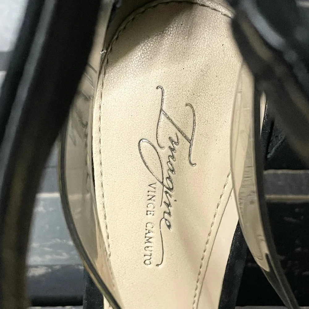 IMAGINE VINCE CAMUTO Devin Sandals